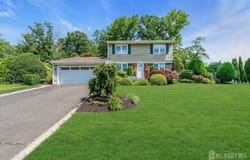 30 Daniel Drive, Matawan, NJ 07747