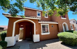 879 E Stottler Drive, Gilbert, AZ 85296