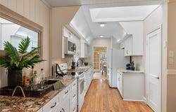 2206 Newfield LN, Austin, TX 78703