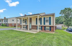 849 Finney DR, Vinton, VA 24179