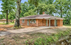 123 Granderson Drive, Columbus, MS 39702