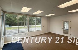 2706 N Saginaw Road, Midland, MI 48640