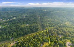 2639 & 2705 Paoli Pike, New Albany, IN 47150