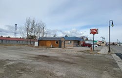 242 Front Street, Arco, ID 83213