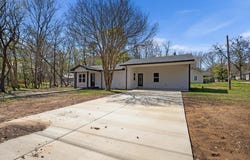 702 S Montgomery, Gilmer, TX 75644