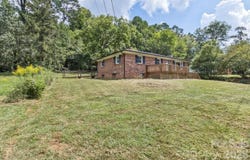 379 Bee Tree Road, Swannanoa, NC 28778