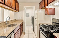 105 WOODHOLLOW Drive, MARLTON, NJ 08053