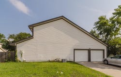 1517 S Goebel, Wichita, KS 67207
