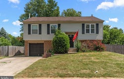 525 NEL DRIVE, FAIRLESS HILLS, PA 19030
