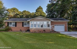 1970 Hullwood Drive, Kinston, NC 28504