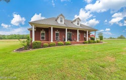 95 Teague Trace Lane, Luray, TN 38352