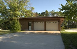 829 HWY 281, Red Cloud, NE 68970