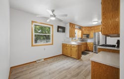 3851 E Elser Ave, Cudahy, WI 53110