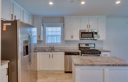140 Kingsway Drive, North Mankato, MN 56003