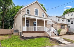 42 Parkway, Wallington Boro, NJ 07057-1029