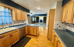 1683 NW 100th Place, Clive, IA 50325