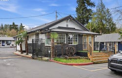 11324 NE SANDY Blvd, Portland, OR 97220