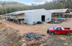 1401  E Coweta Falls  RD, Harrison, AR 72601