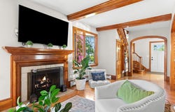 3 Scotland Heights Rd, Haverhill, MA 01832