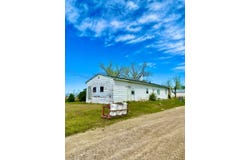 200 Cleveland Road, Chinook, MT 59523