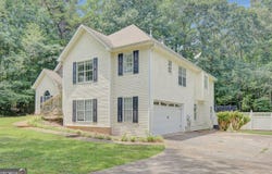 70 N Strathmore, Sharpsburg, GA 30277