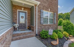 1221 Sky Top Lane, Powell, TN 37849