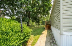 28 Glenview Drive, Manchester, NY 14432