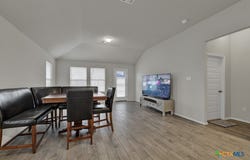 220 Sage Meadows Dr, San Marcos, TX 78666