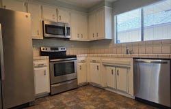 1884 Cherokee DR 4, SALINAS, CA 93906