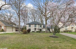 13933 Towering Oaks, Utica, MI 48315