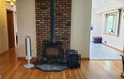 5 Columbia Road, Hicksville, NY 11801