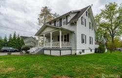 1402 Glenwood Drive, Piscataway, NJ 08854