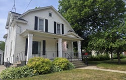 606 E Sherman Ave, Fort Atkinson, WI 53538