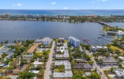 200 Croton Ave, Lantana, FL 33462