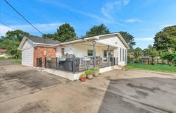 2206 Pinehurst Street SW, Hartselle, AL 35640