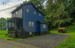 505 Bellwood Rd, West Mifflin, PA 15122