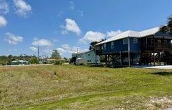 124 Pine St, Mexico Beach, FL 32456
