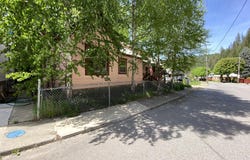 176 King St, Wallace, ID 83873