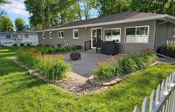 1323 S Galbraith, Blue Earth, MN 56013
