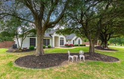1151 Parkway Lane, Pilot Point, TX 76258
