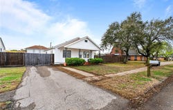 720 Mcintyre Avenue, Taft, TX 78390