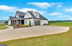152 Palisade, Rydal, GA 30171