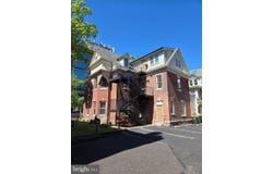 77 BROAD N, DOYLESTOWN, PA 18901