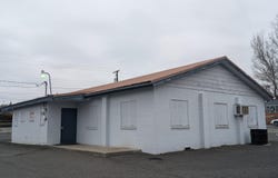 204 S 46th Ave, Yakima, WA 98908