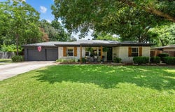 1115 Warden Street, Benbrook, TX 76126