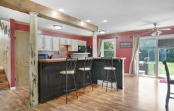 409 N Johnson Street, Parkersburg, IA 50665
