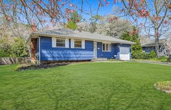 127 Jamaica Avenue, Medford, NY 11763