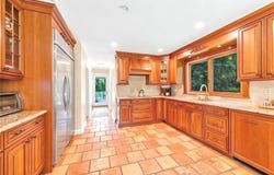 1 Breeze Hill Road, Northport, NY 11768