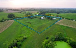 5562 Nixon Street, St Charles, IA 50240