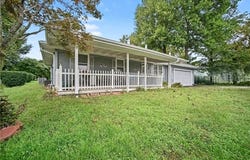 1006 Town And Country Lane, Plattsburg, MO 64477